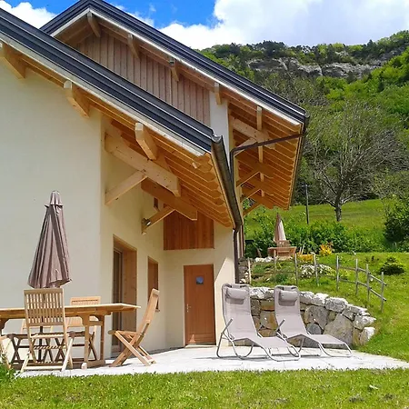 La Grange Aux Ecureuils 别墅 Montagnole